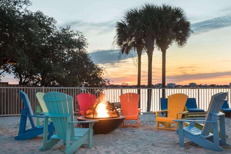 Surf & Sand Hotel Pensacola Beach Bagian luar foto